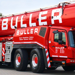 Buller erweitert sein Portfolio mit dem leistungsstärksten Mobilkran auf sechs Achsen